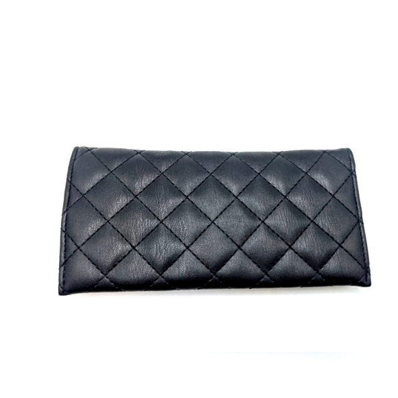 NWT-LAST ONE!-Badgley Mischka Black Foldover Quilted Wallet - Picture 2 of 8